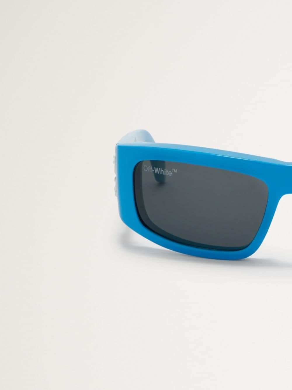 Off White Unisex