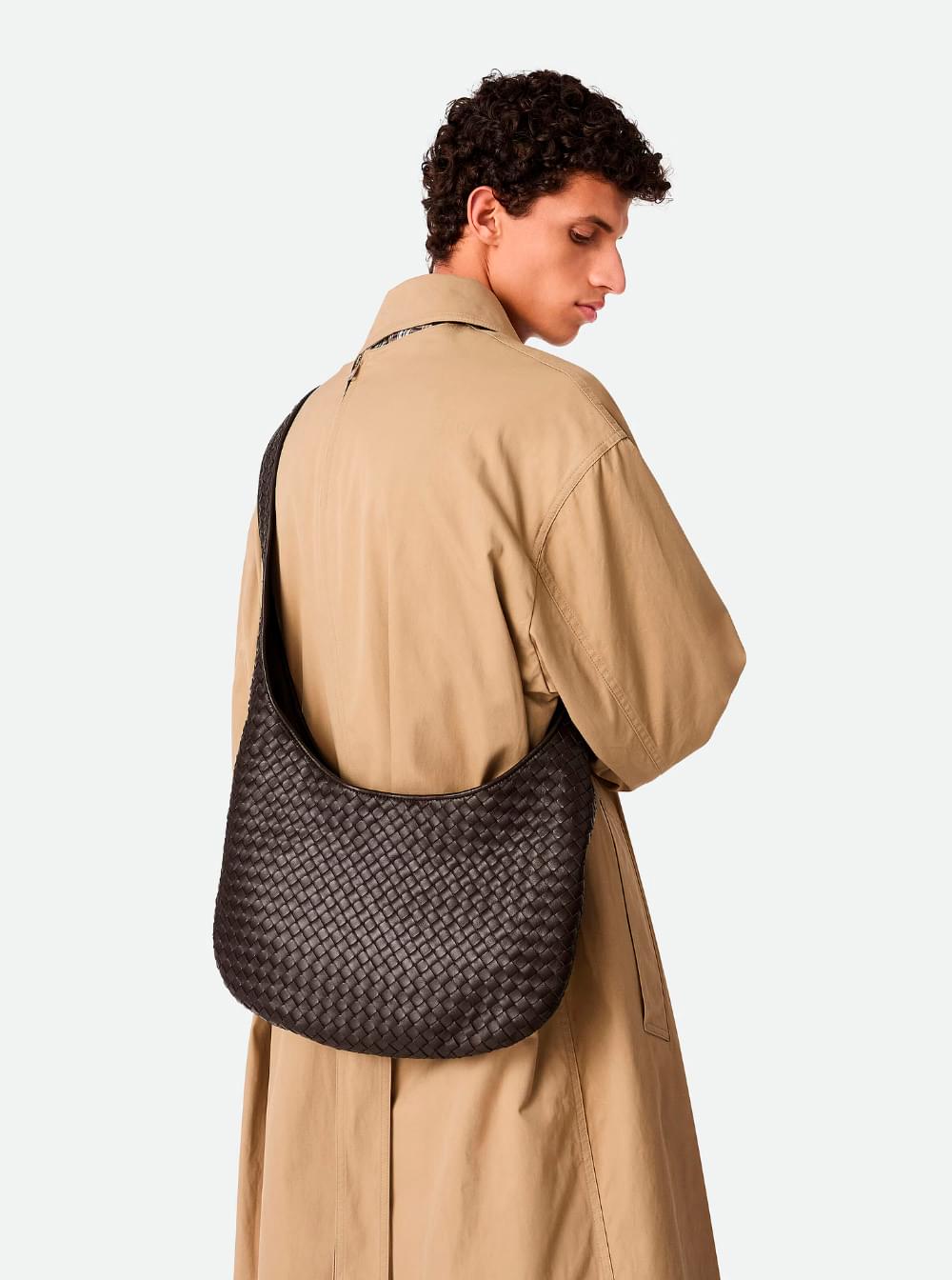 Bottega Veneta Men Brown  Crossbody Bag With Top Zip Closure And Intreccio Motif In Leather For Men
