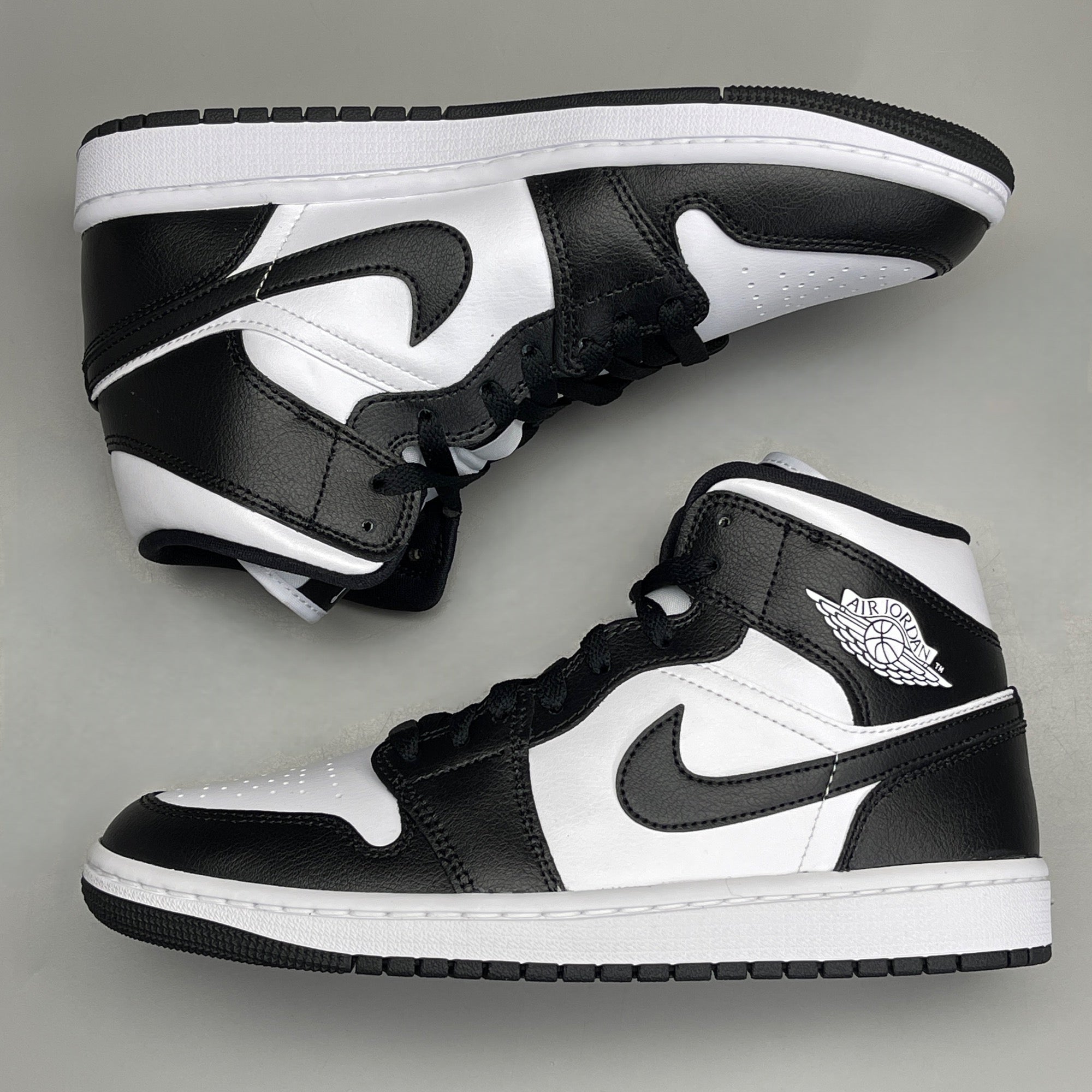 NIKE AIR JORDAN 1 Mid Panda Shoe Women's Sz 7.5 Black / White DV0991-101 (New)