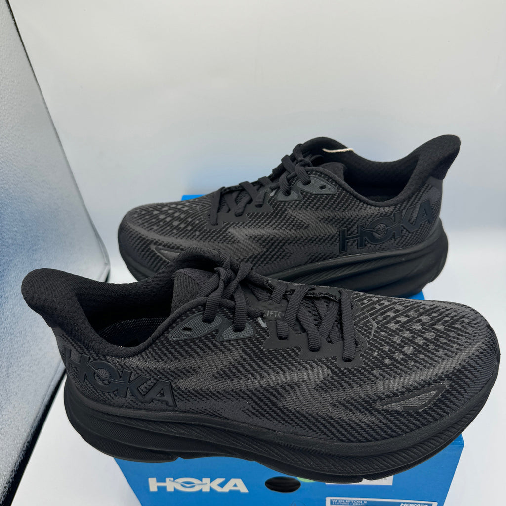 Hoka Clifton 9 Women’s Running Shoes All Black Hoka one one NEW