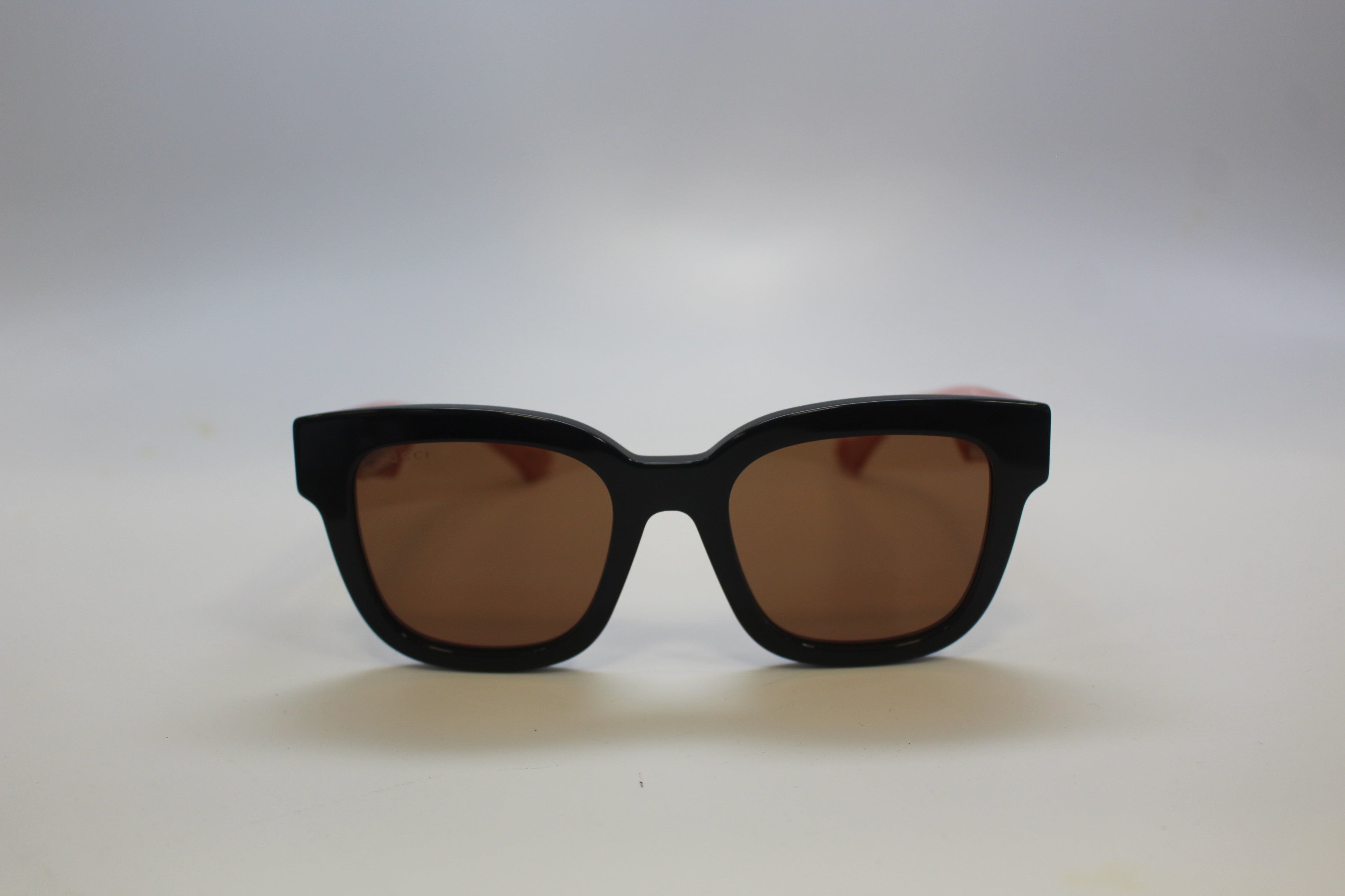 Gucci GG0998S-005 52 Women’s Sunglasses | Black/Pink Pearl Frame | Authentic Luxury (UPC 889652356174)