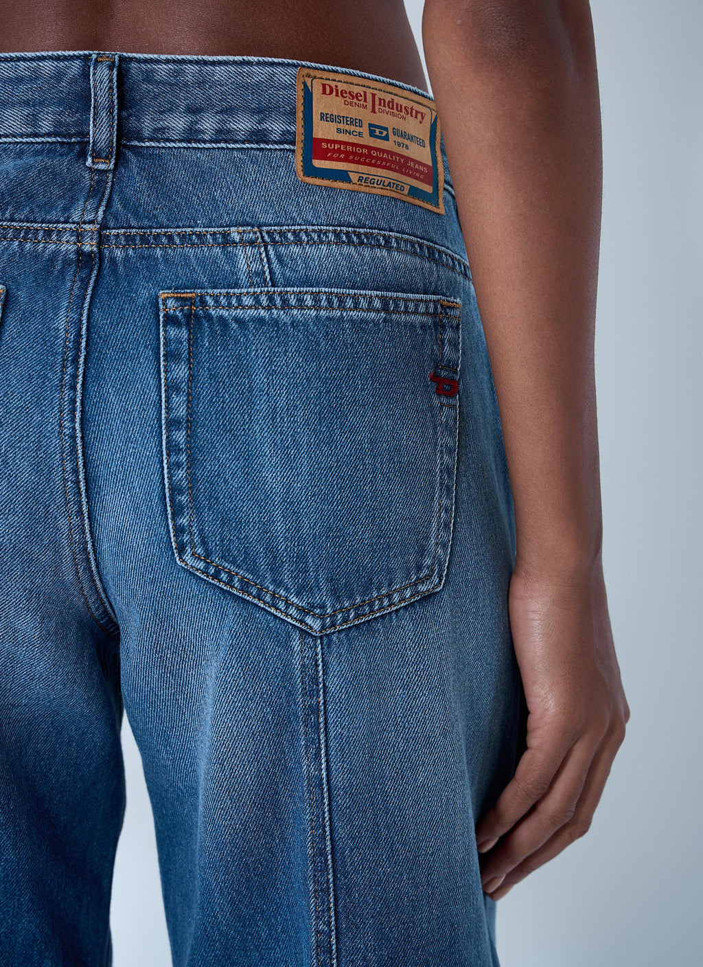 Diesel Women D-Akii Jeans