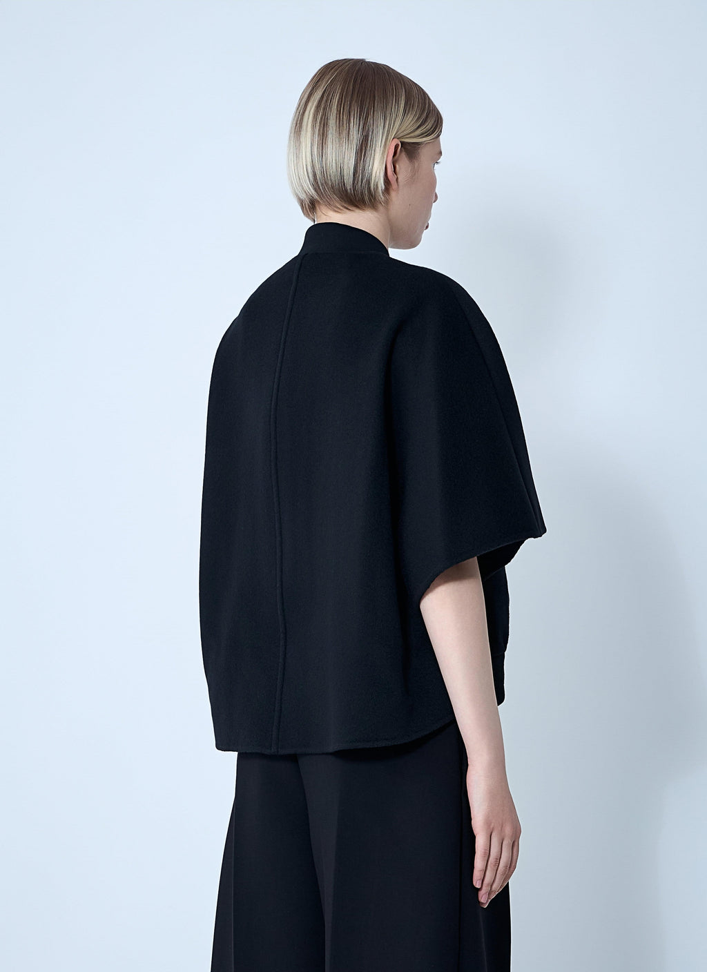 Max Mara Women Cashmere Cropped Sleeve Jacket